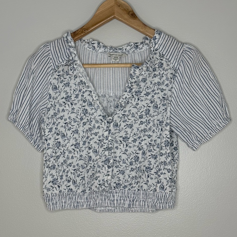 AE Cropped Smocked Blouse Women’s Size Small Cottagecore